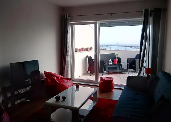 Harbour Views Penthouse *